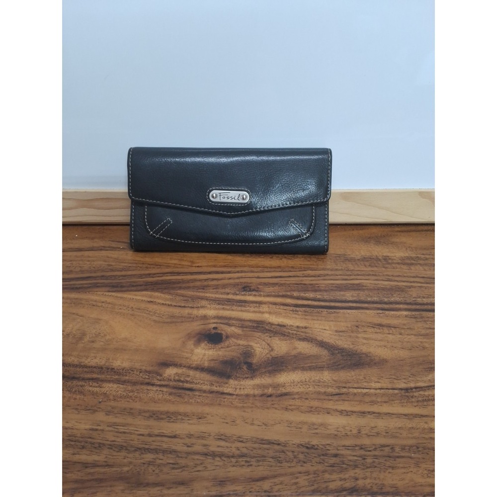 Fossil Wallet Women's Olivia Flap Clutch Wallet Black Soft Leather Everyday